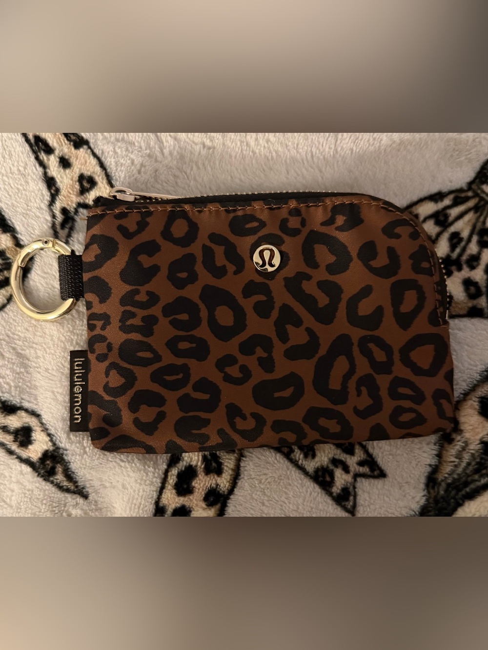 Lululemon Clippable Card Pouch